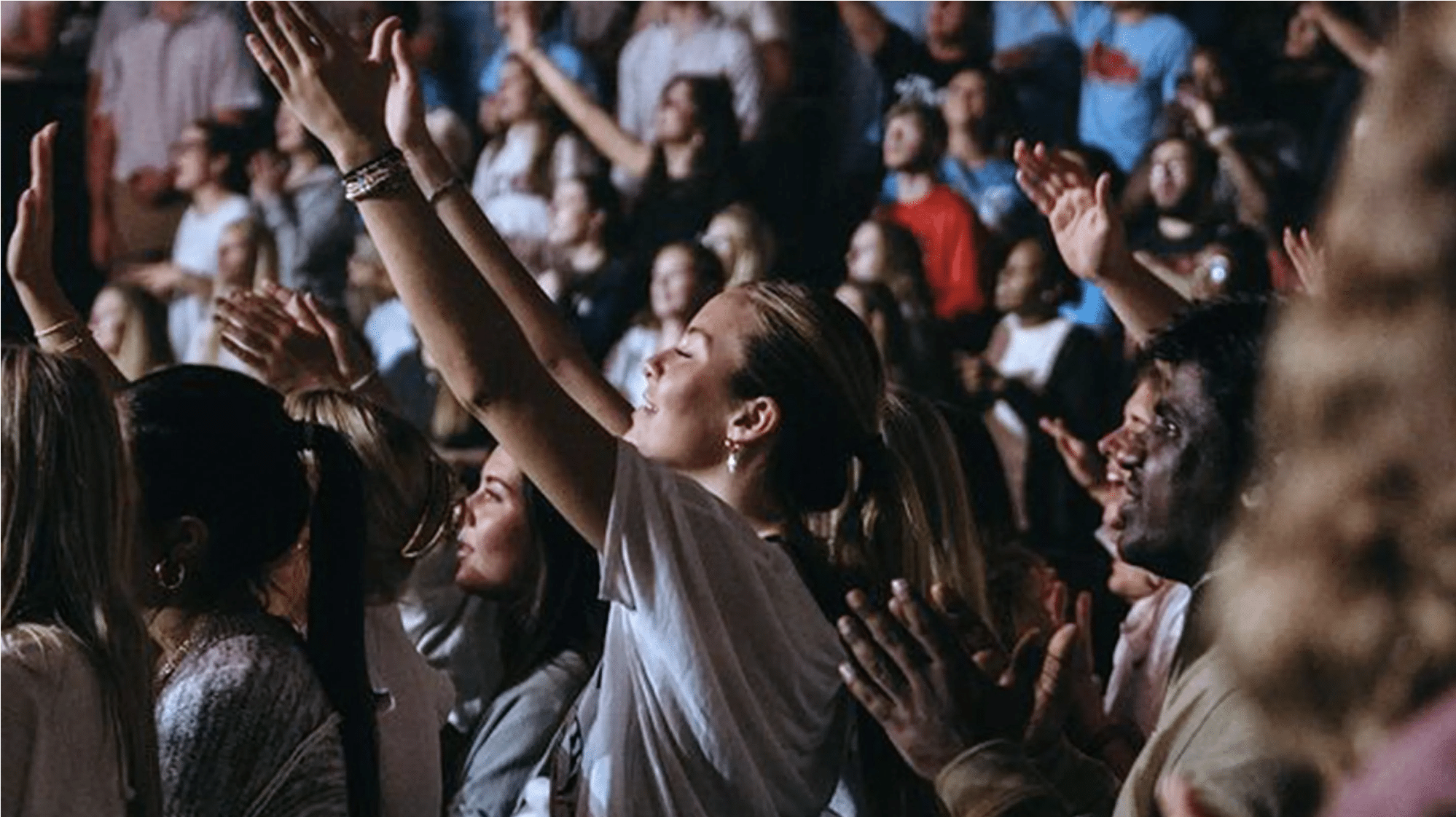 Over 6000 students at Ole Miss worship Jesus and get baptized